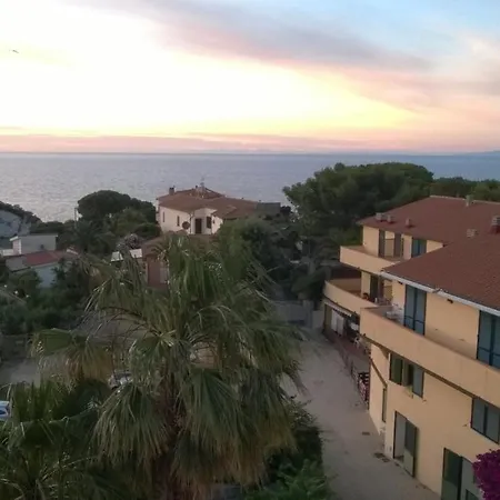 Bel Tramonto Padulella 公寓 *